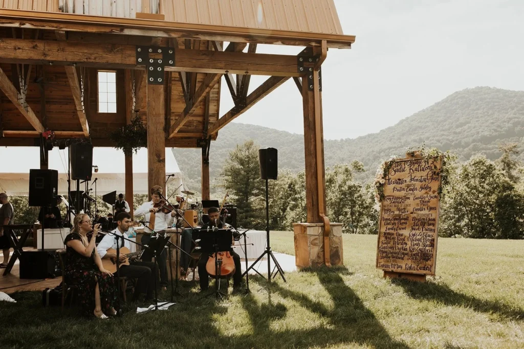 imageye___-_imgi_202_Sadie_26AlexWedding491