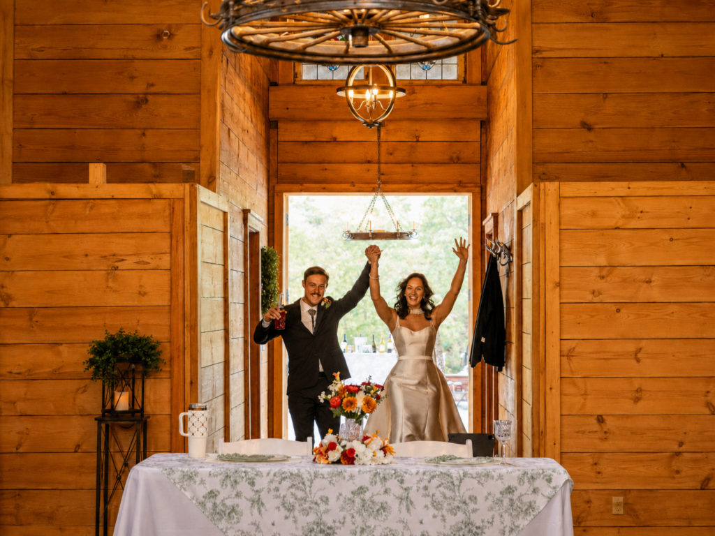 15-reception-entrance-celebration-enhanced-3840